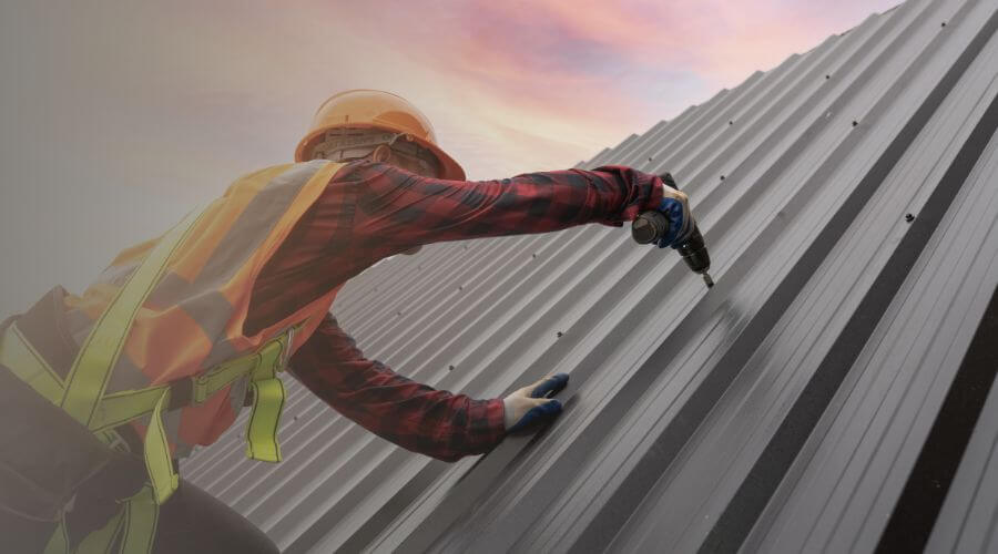 Professional residential roofers in Amsterdam, MO